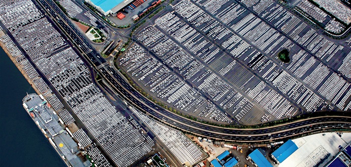 Cars Exported from Hyundai Motor’s Ulsan Factory. Cars are one of the country's major export items.